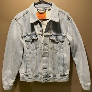 Levi’s Denim Light Wash Jacket (Size: S)